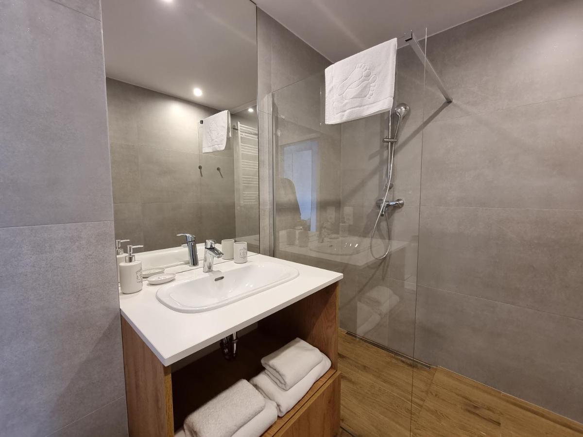 Prywatny Apartament W Hotelu C8 - 365Pam サルビノボ エクステリア 写真